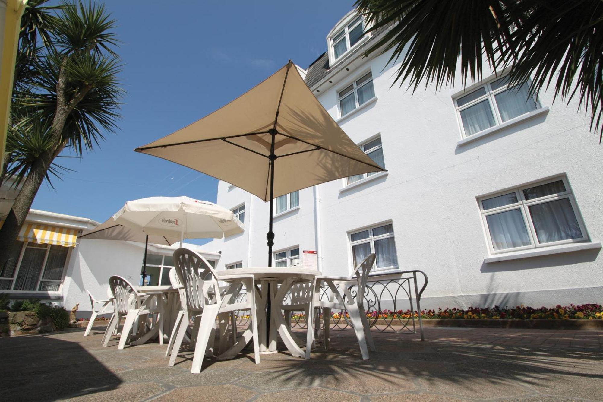 Norfolk Hotel Saint Helier Exterior photo